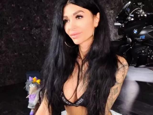 -BABAYAGA- on BongaCams 