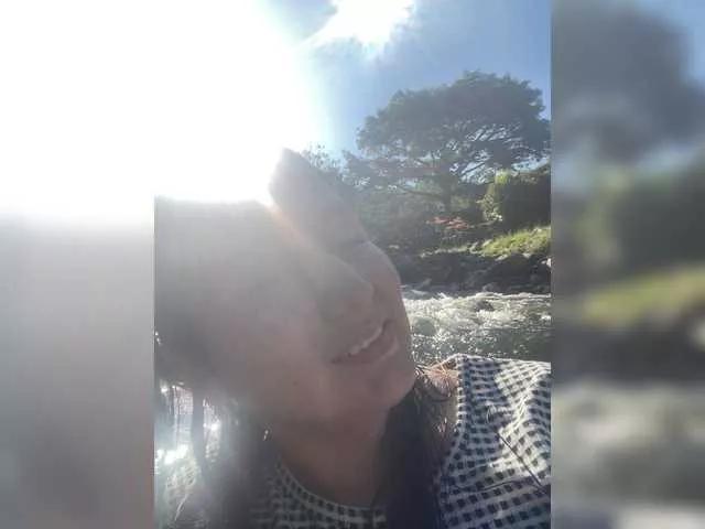 Offline AmaiaFerrer on BongaCams