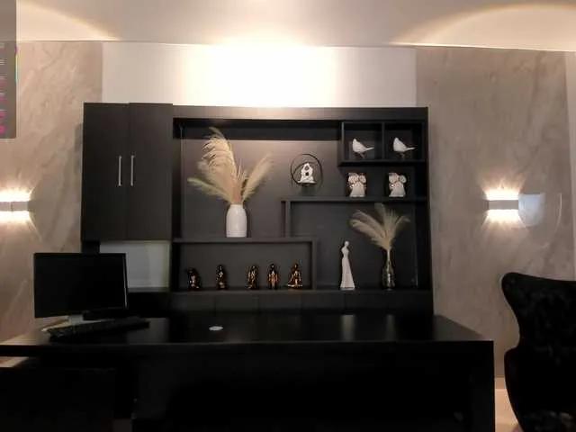 Offline AmberLewis on BongaCams