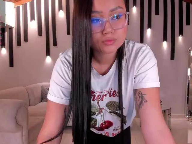 Offline AmberLewis on BongaCams