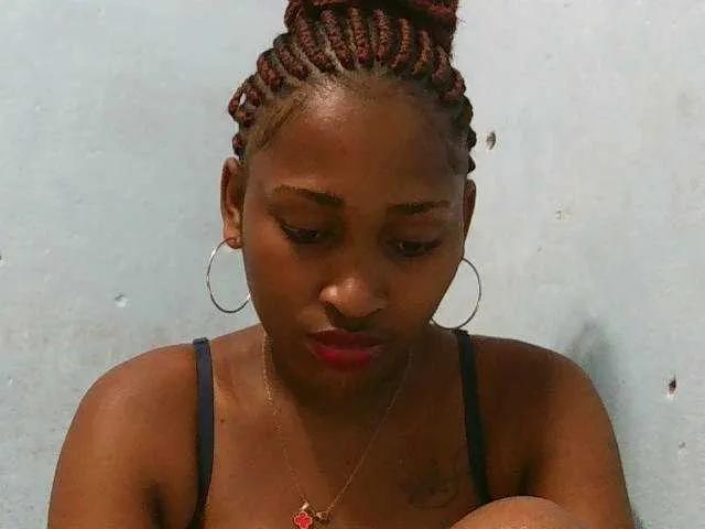 Freechat Aychab on BongaCams