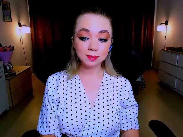 Offline BabyNicole on BongaCams