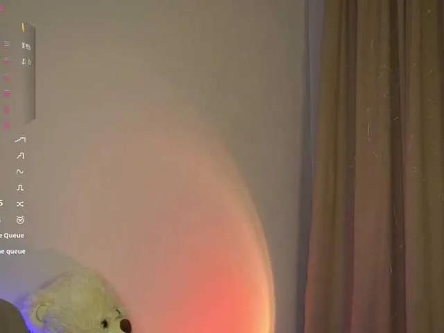 Offline beckymadsons on BongaCams