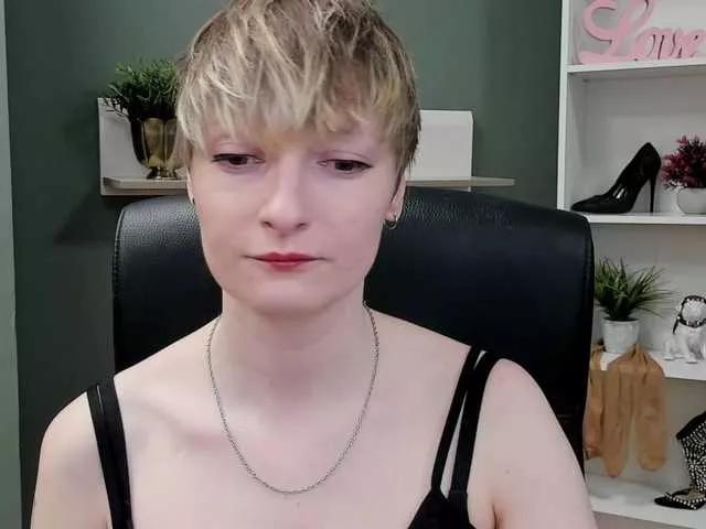 Offline BlairPlay on BongaCams