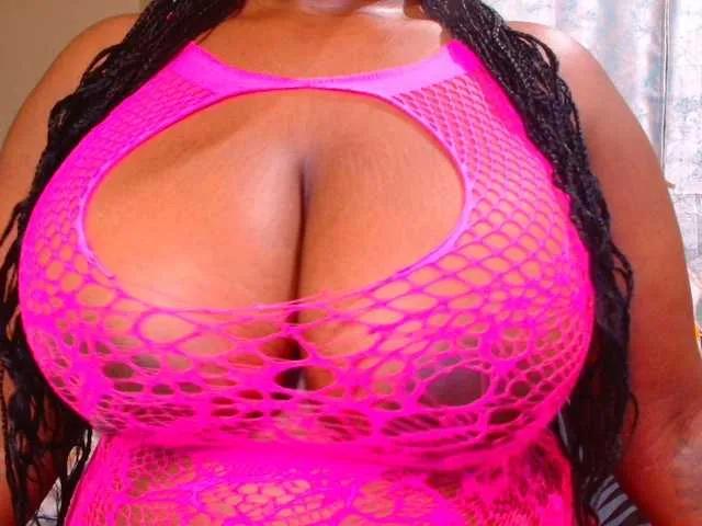 BongaCams BUSTYDIAMOND is Freechat BUSTYDIAMOND — Good sense of humour. When we play cam to cam in a private chat. When you say thank you and i will come back again.