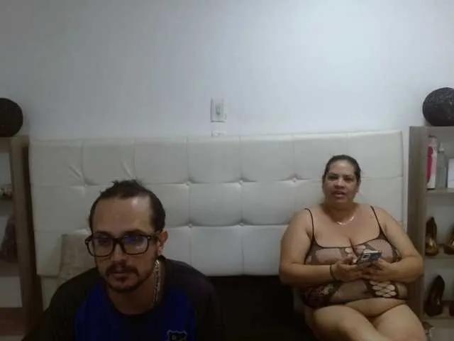 Offline CandyandJhon on BongaCams