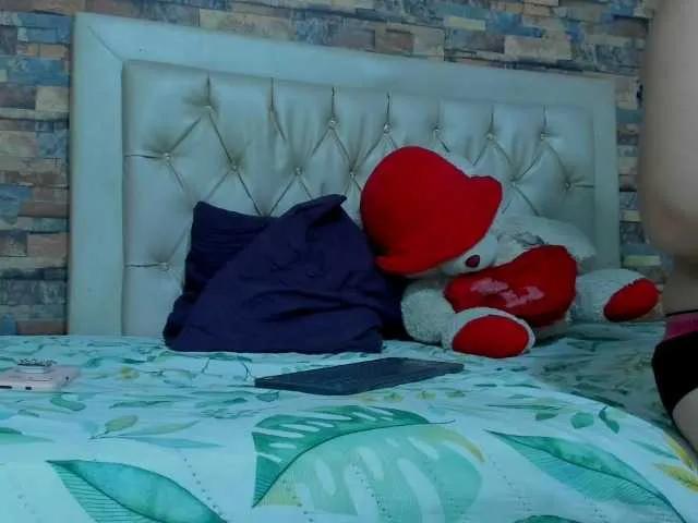 Offline cumloves on BongaCams