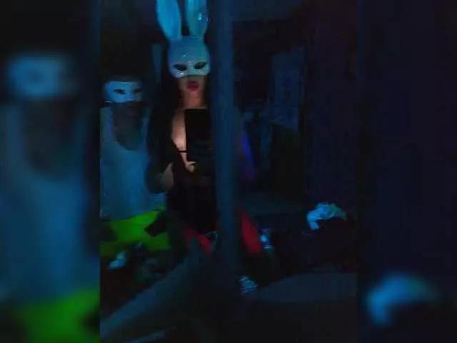 Offline DiVona on BongaCams