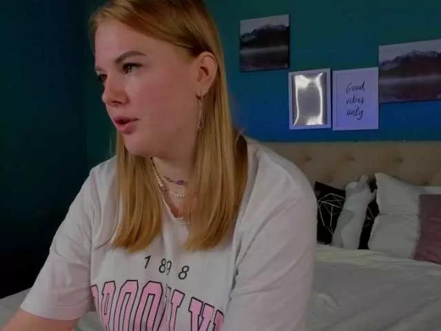 Offline DonnaSmith on BongaCams