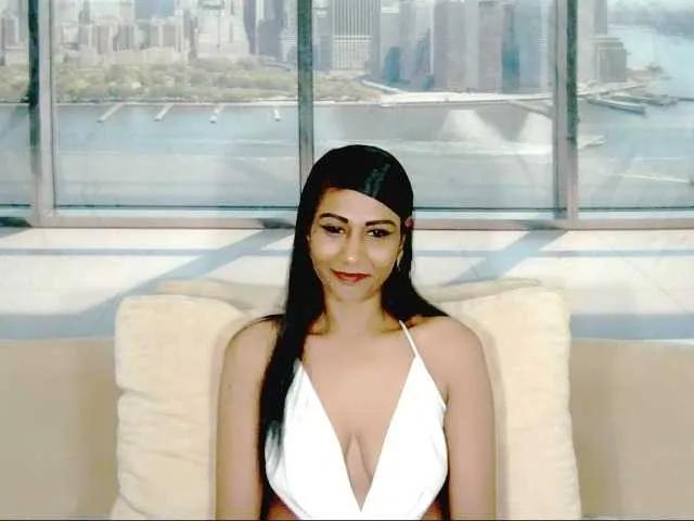 ErroticStarr on BongaCams 