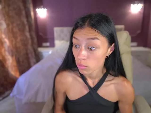 Offline FataleNellie on BongaCams