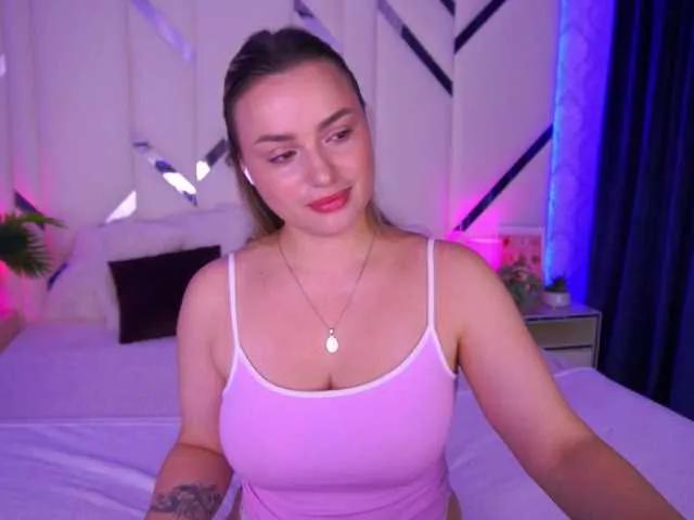 Offline FloraGreys on BongaCams