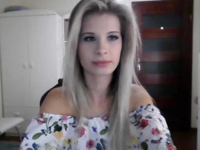 Offline GabrielleShow on BongaCams