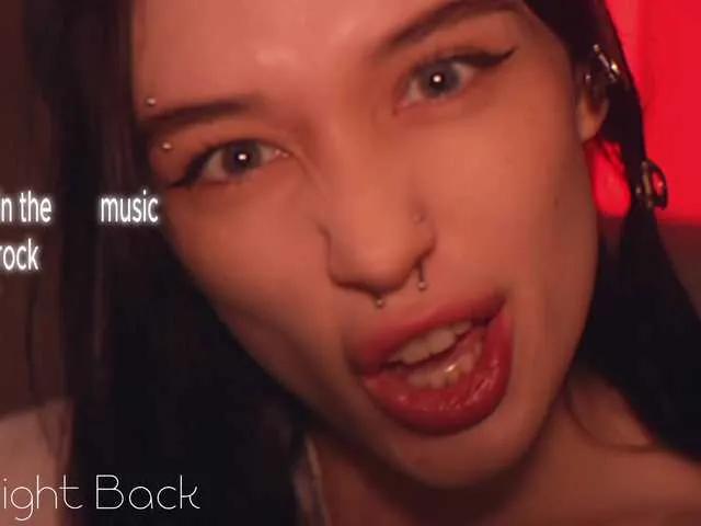 Offline hor-neyJ0zy on BongaCams