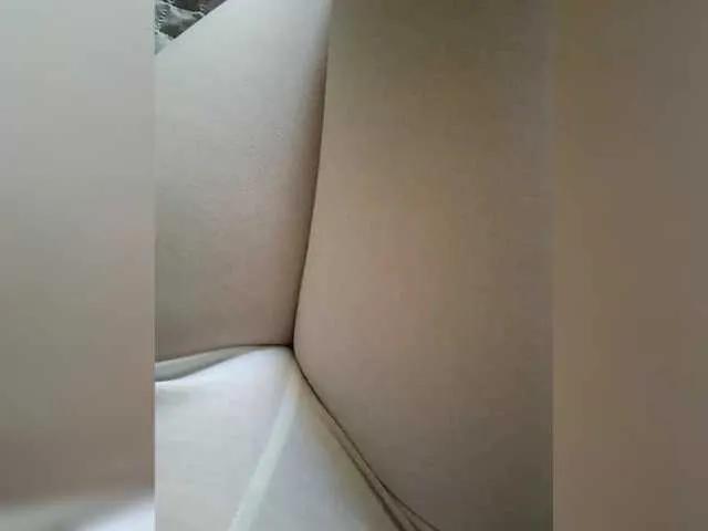 Offline Icequeen0 on BongaCams