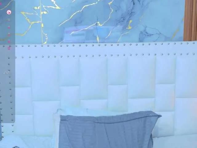 Offline innocenthazel on BongaCams