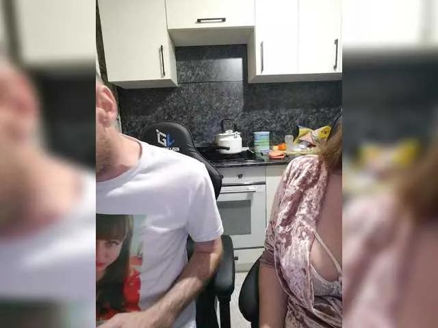 Offline Innokentiy449 on BongaCams