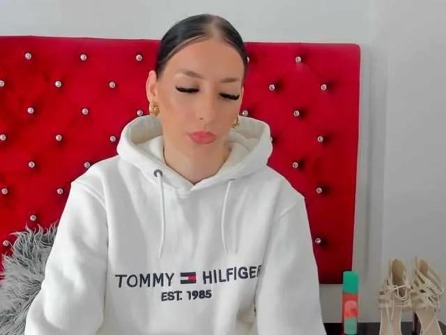 Offline JasmineSensual on BongaCams