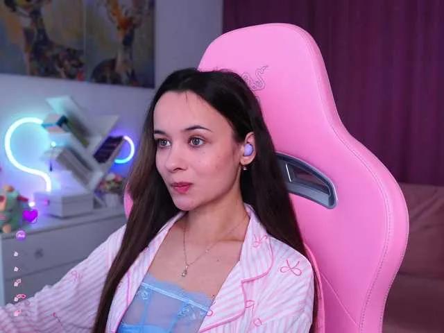 Offline JuicyAngel on BongaCams