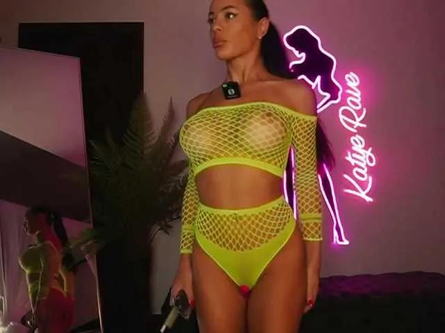 Offline katyerave on BongaCams