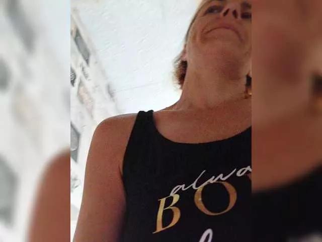 Offline Kissaam on BongaCams