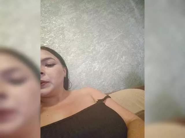 kissmabont on BongaCams 