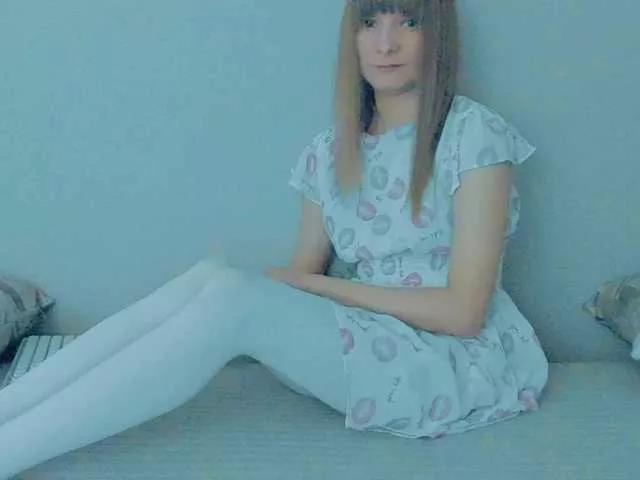 Offline Liliya9 on BongaCams