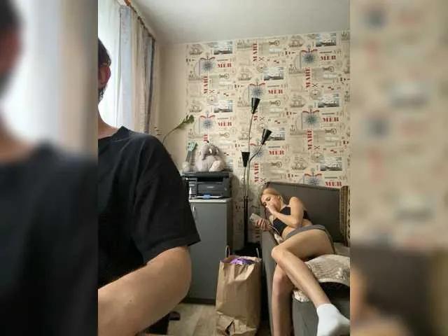 Freechat LinaTwins on BongaCams