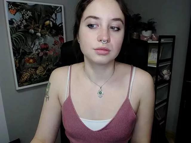 Offline LisaCam on BongaCams