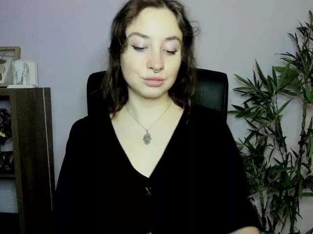 Offline LisaCam on BongaCams