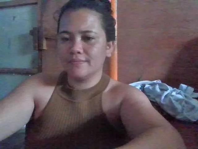 Offline LovelyShaxxx3 on BongaCams