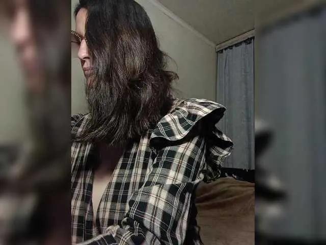 BongaCams LUKONTA is Freechat LUKONTA — I am aroused by the confidence and playfulness of the interlocutor, as well as the ability to create an intimate atmosphere and feel the boundaries of the partner