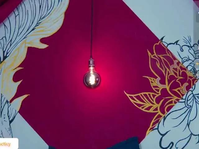 Offline Lunamistyc on BongaCams