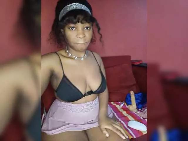 Offline Mercedes-bunz05 on BongaCams