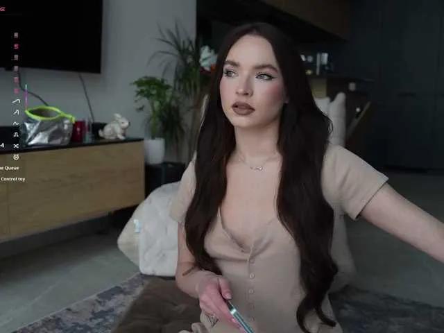 BongaCams Merrimarina is Freechat Merrimarina — I like men with good manners and a sense of humor.