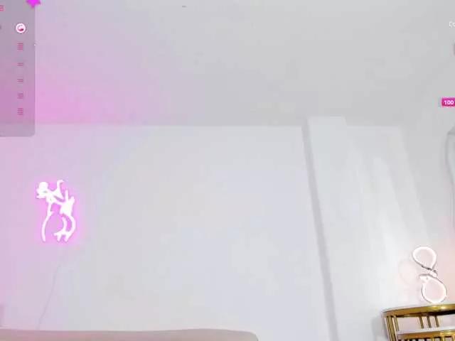 Offline Mia-everly on BongaCams