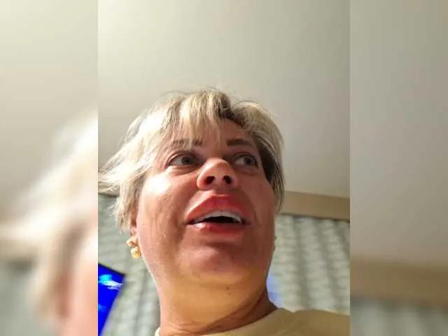 Offline murr-kitty on BongaCams