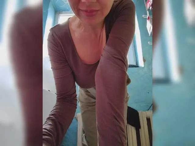 Freechat MyLittlegi on BongaCams