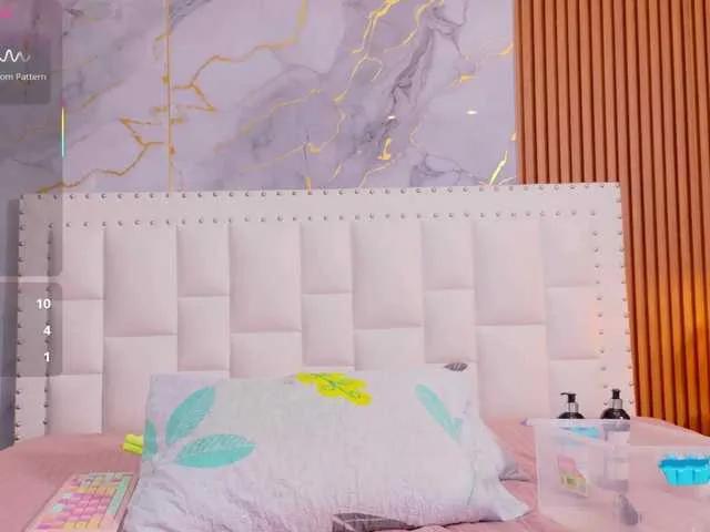 Offline naughtyebonyy on BongaCams