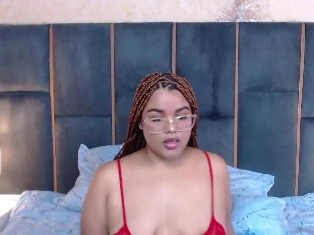 Offline NicolBonnie on BongaCams