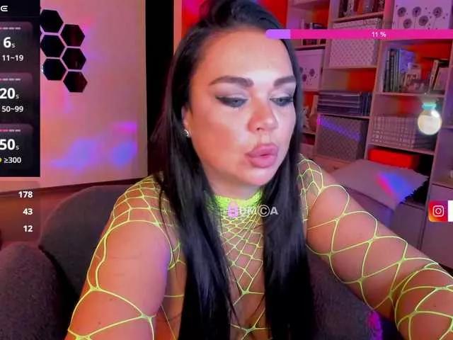 Offline OliviaGoold on BongaCams