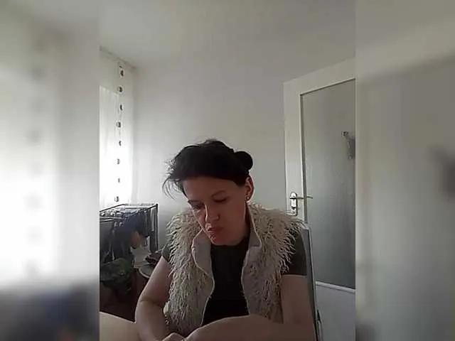 Offline P-A-N-I-K-A on BongaCams