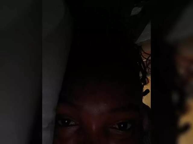 Freechat Petitegoddess on BongaCams