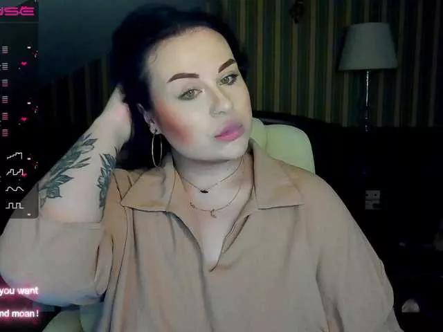 Offline PollyMur on BongaCams