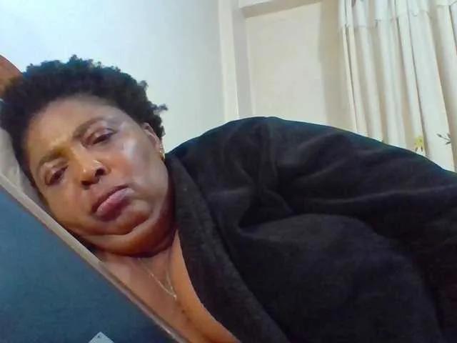 Offline pussylips53 on BongaCams