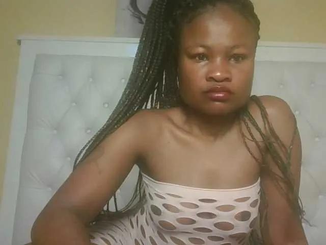 Offline queenivy on BongaCams