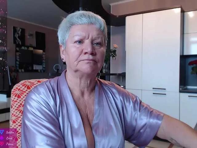 Offline roxana-brooks on BongaCams