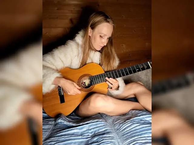 Freechat Sccarlets on BongaCams