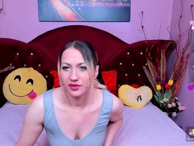 Sensualass77 on BongaCams 