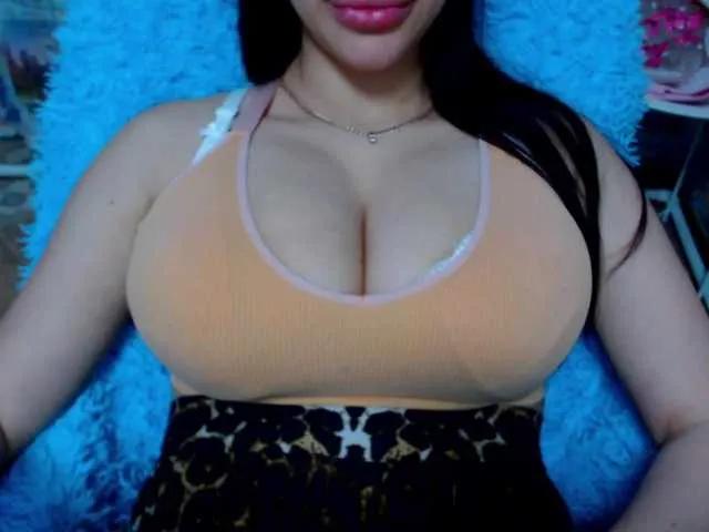 Offline SeuHot on BongaCams